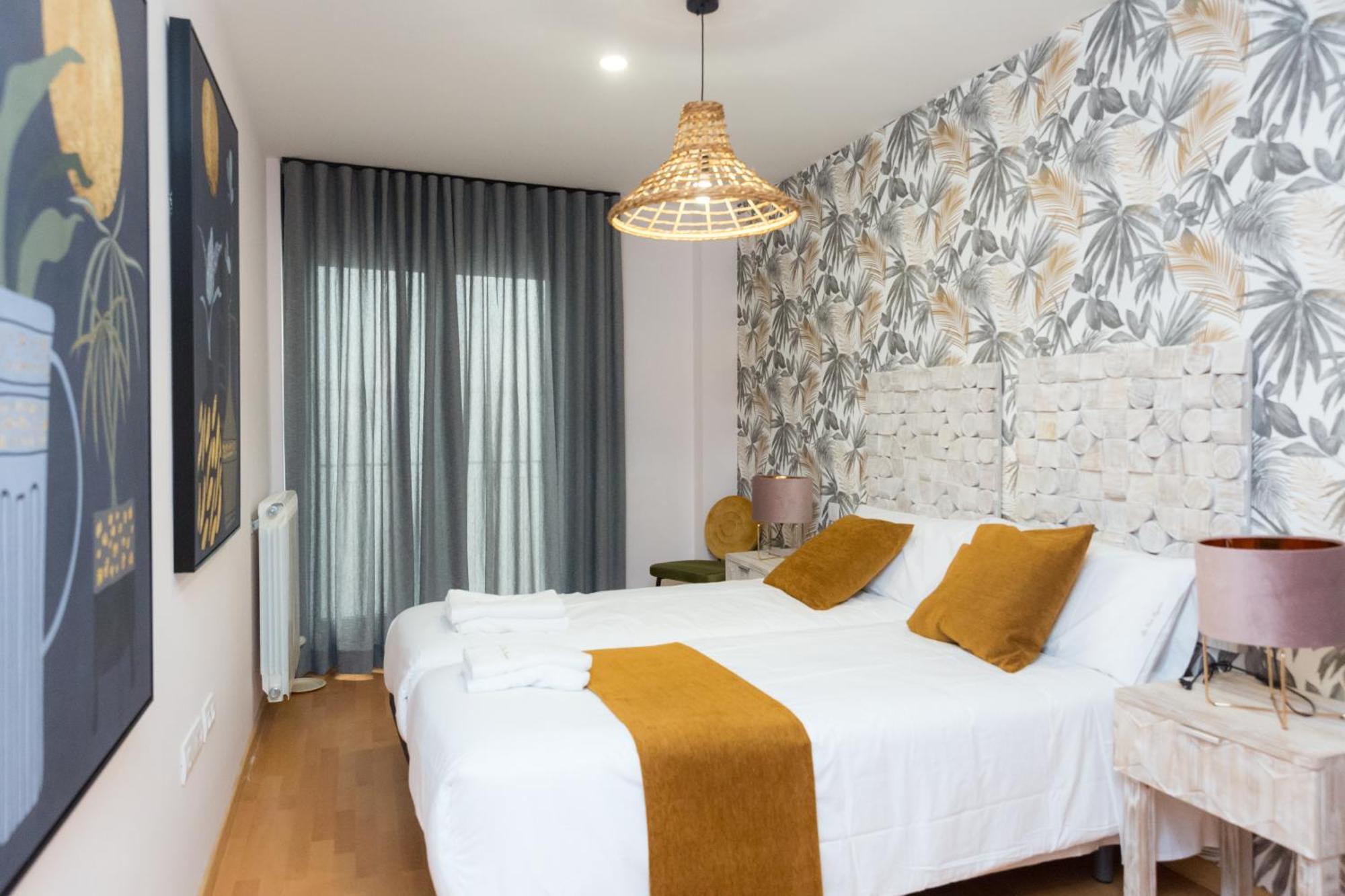 Apartamentos San Pedro Regalado Вальядолід Екстер'єр фото