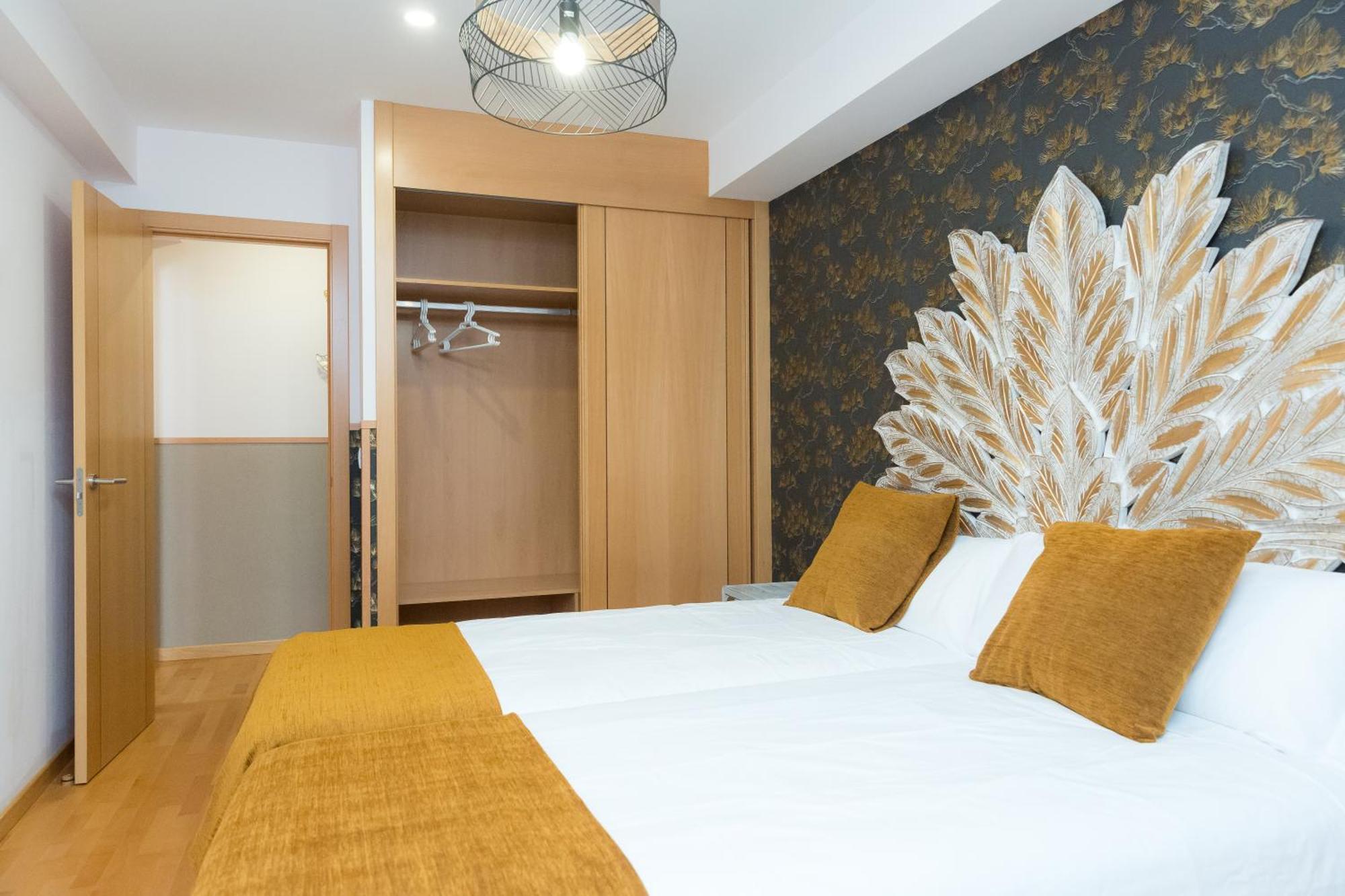 Apartamentos San Pedro Regalado Вальядолід Екстер'єр фото